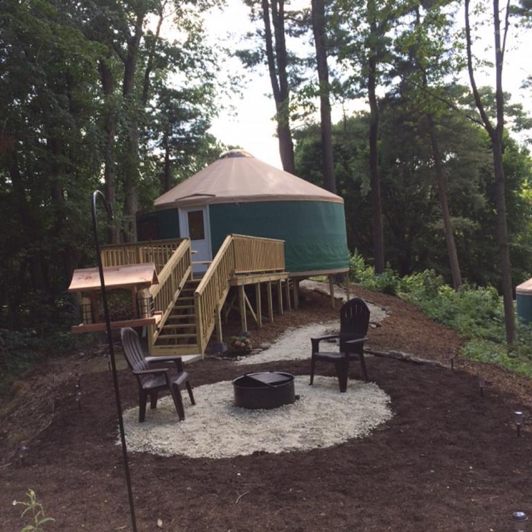 Circle M Camping Resort 16 Ft. Yurt 1 Lancaster Exterior foto